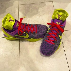 Zoom Kobe 7 Supreme ‘Christmas’